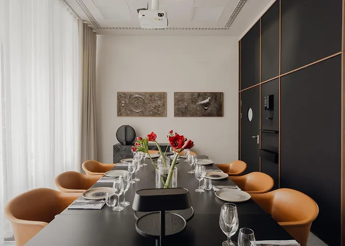 プロ スタレ ミャスト ホテル 3*